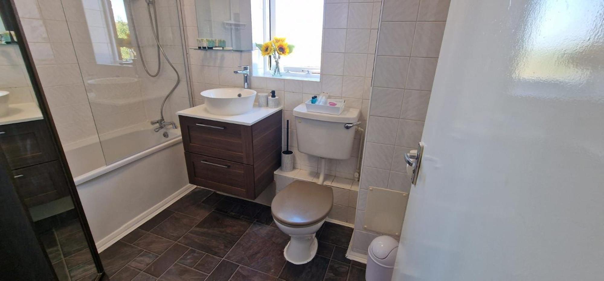 Modern 2 Bedroom * Londra